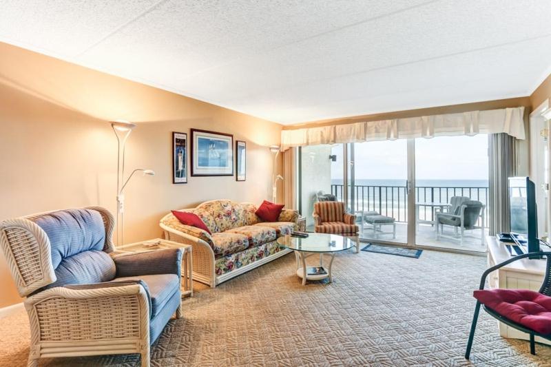 Two-Bedroom Apartment image 3