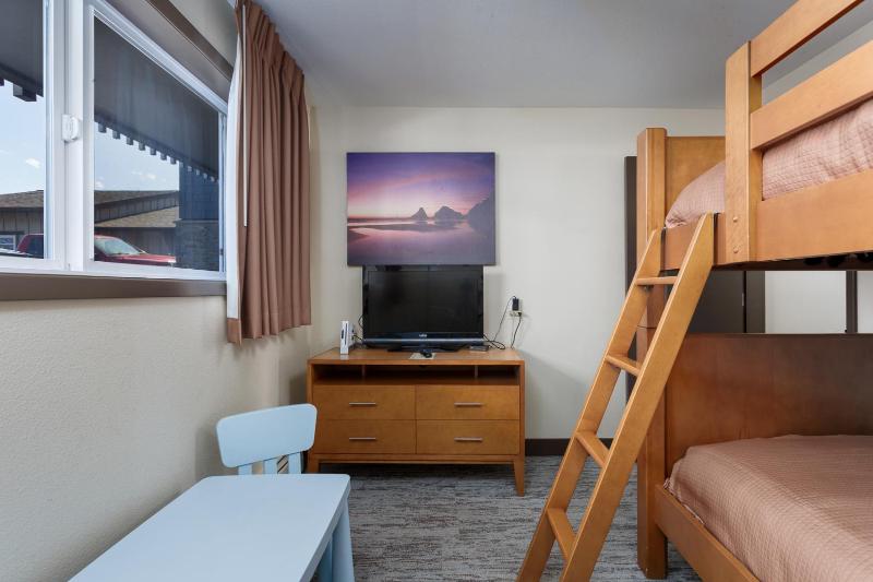 The Coho Oceanfront Lodge - image 18
