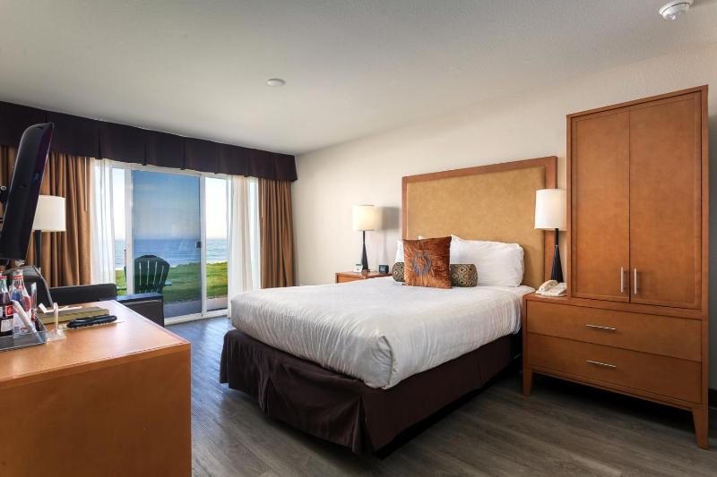 The Coho Oceanfront Lodge - image 28