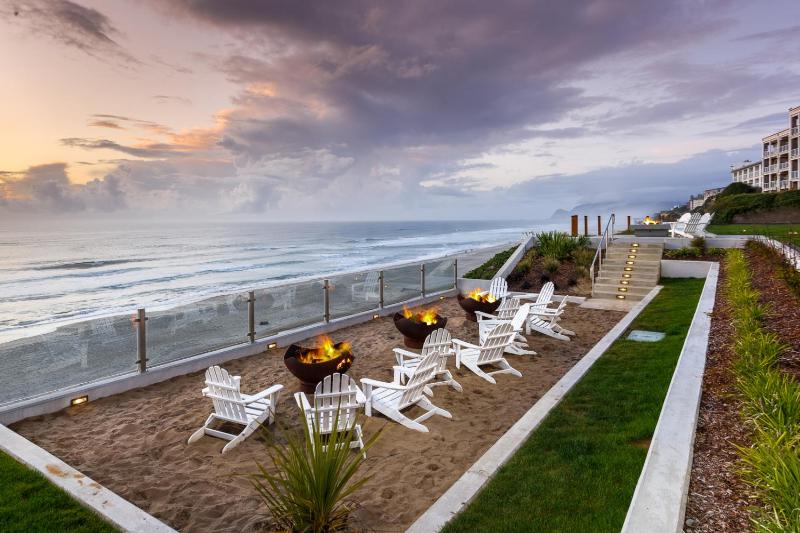 The Coho Oceanfront Lodge - image 6