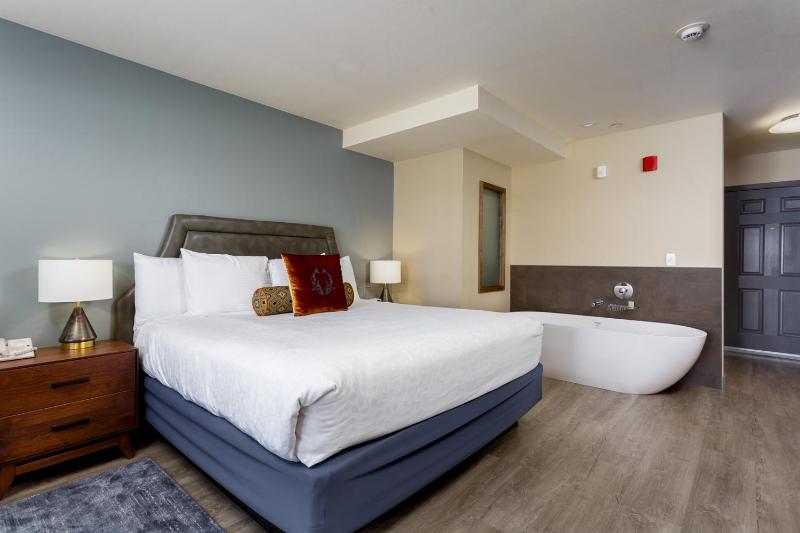 The Coho Oceanfront Lodge - image 30