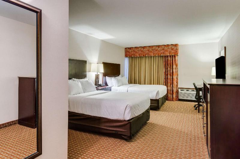 Double Room with Two Double Beds - Non-Smoking image 2
