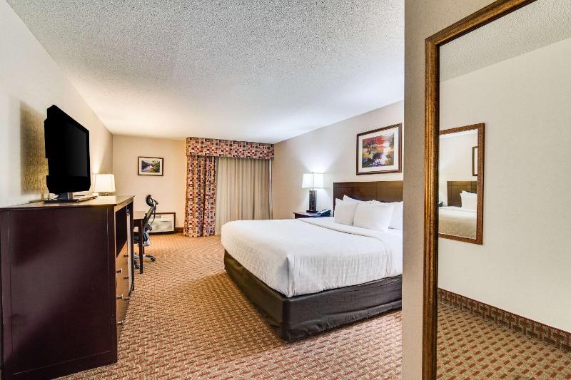 King Room - Non-Smoking image 2