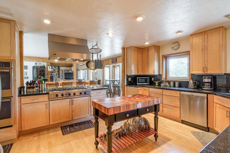 Four-Bedroom House image 2