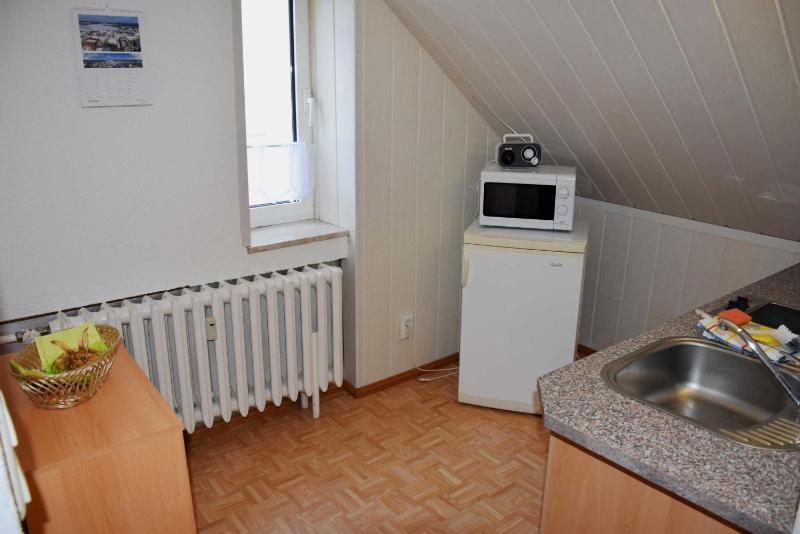 One-Bedroom Apartment with Terrace image 3
