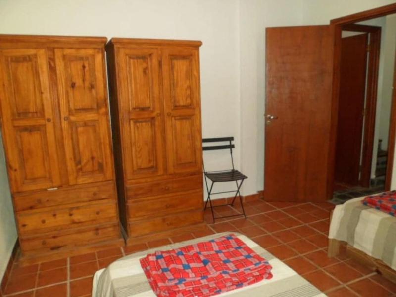 Casa completa en el bosque para 8 personas no aceptamos grupos de jovenes - image 12