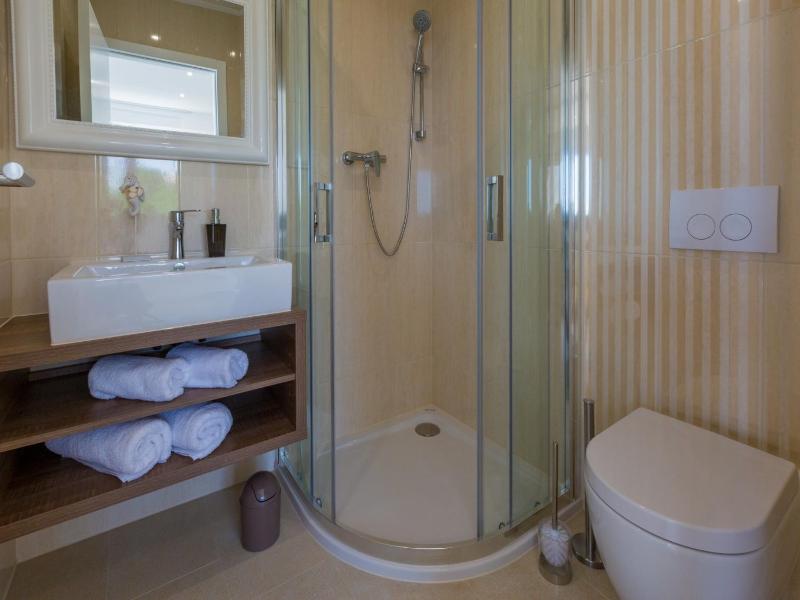 Two-Bedroom Apartment with Balcony image 4