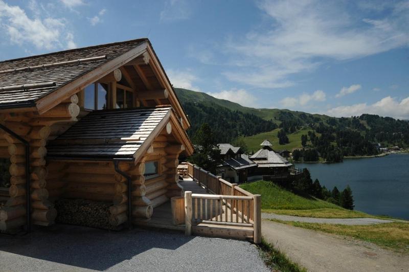 Superior Four-Bedroom Chalet with Balcony image 4