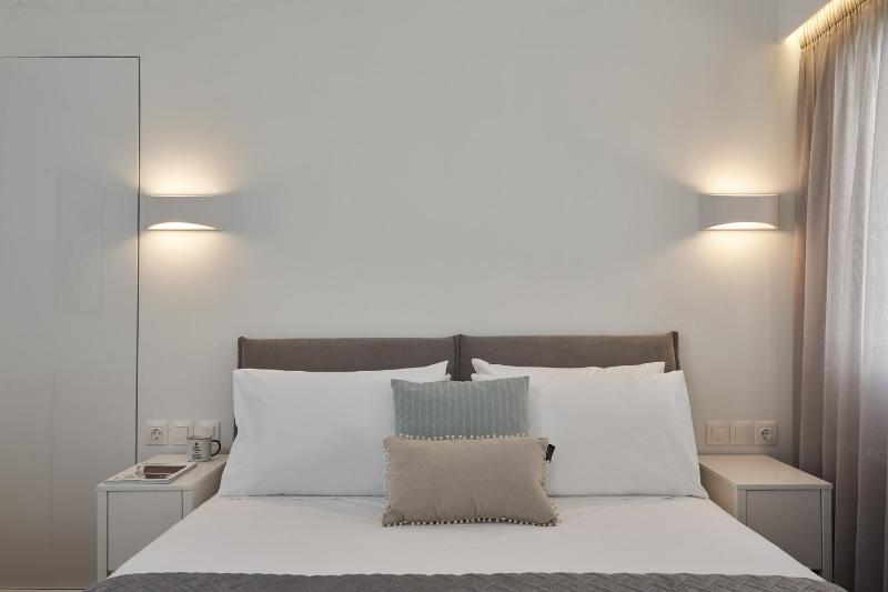 Apartment with Balcony image 2