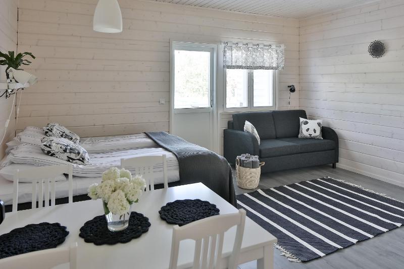 Family Room with Terrace - No pets allowed image 4