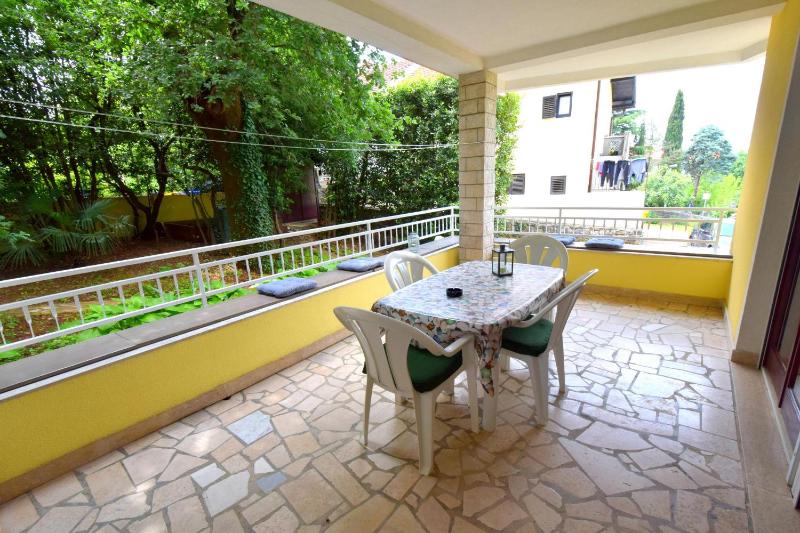 One-Bedroom Apartment - Ground Floor image 2