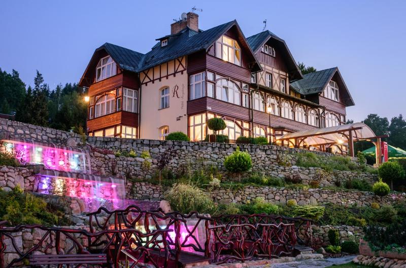 Hotel Rezydencja - image 1