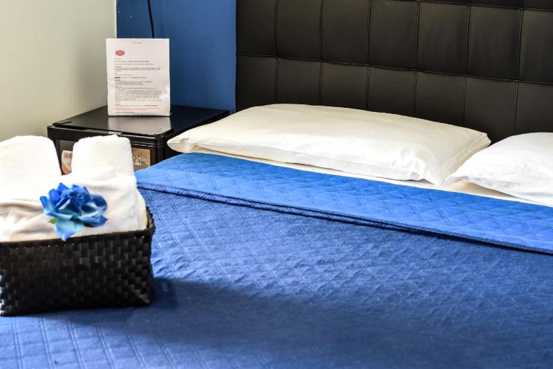 Double or Twin Room image 1
