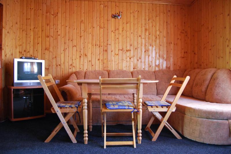 One-Bedroom Suite image 3