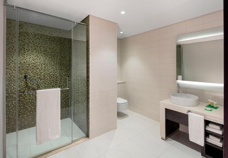 Two-Bedroom Apartment with Kitchen - Complimentary Transfer to Mercato Mall, Outlet Mall image 4