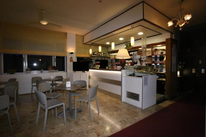 Hotel Roby - image 8