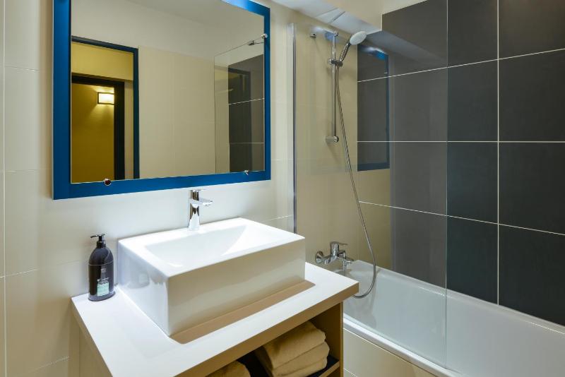 One-Bedroom Apartment (4 Adults) image 2