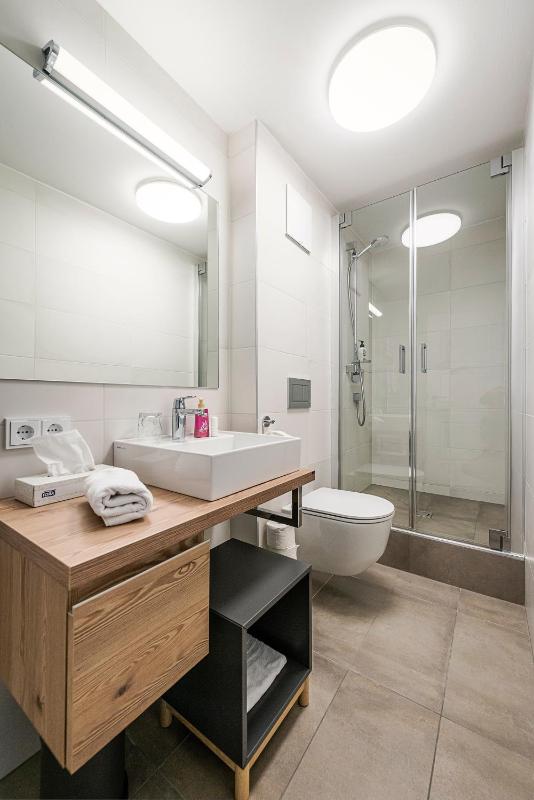 Single Room image 4