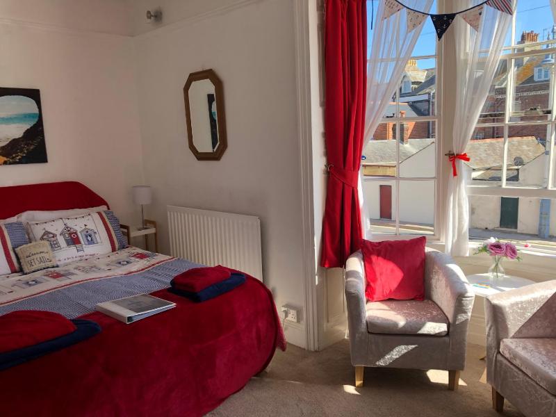 Beachcomber Guesthouse - image 23