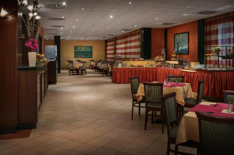 Hotel Caesar Prague - image 12