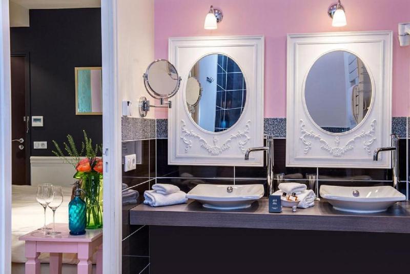 Superior Double or Twin Room image 1