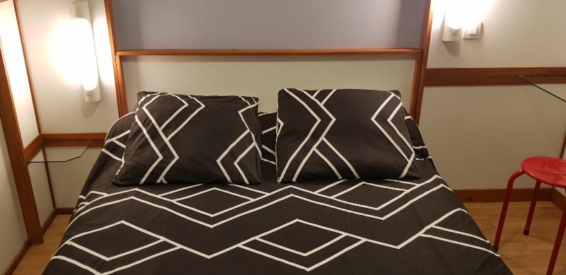 Double Room image 4