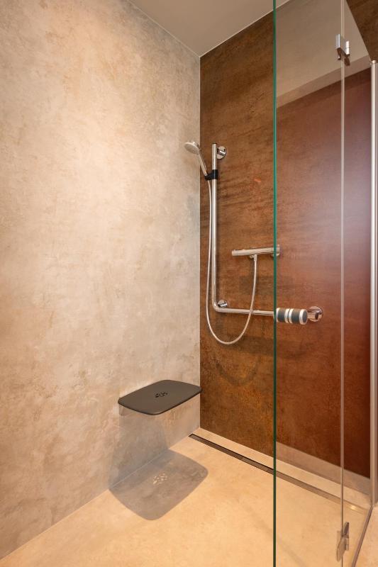 Double Room - Disability Access image 2
