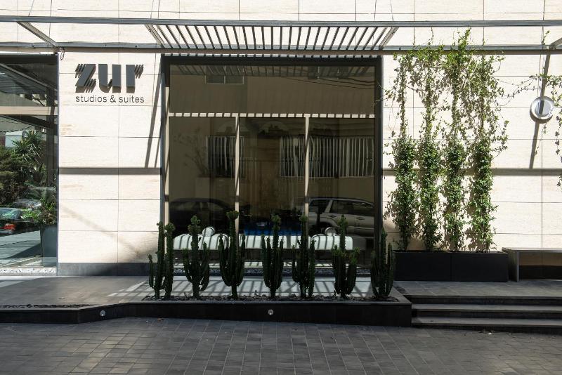 ZUR Studios and Suites - image 15