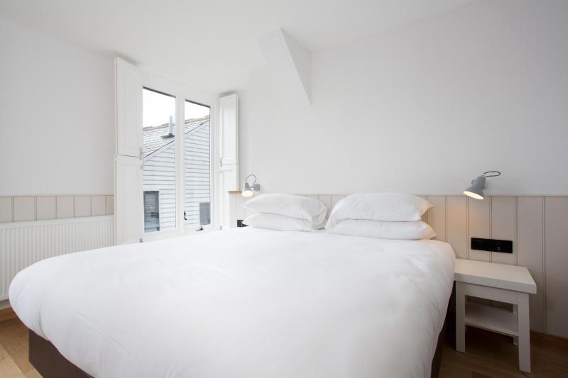 Apartment with Sea View image 4