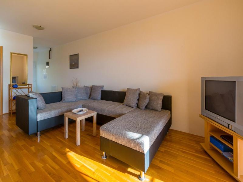 Apartments Roko - image 18