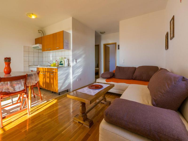 Apartments Roko - image 5