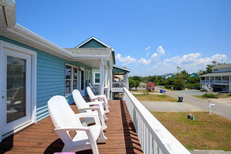 Three-Bedroom House image 3