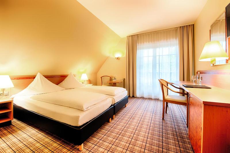 Superior Double Room image 1