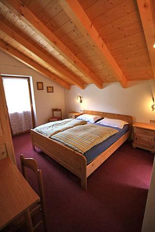 Two-Bedroom Apartment with Balcony image 2