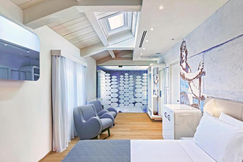 Junior Suite image 1