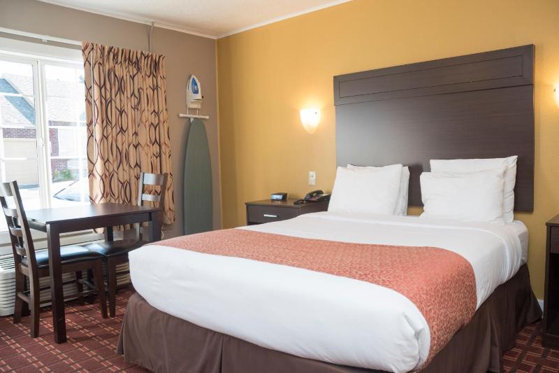 Capitol Hill Motel - image 25