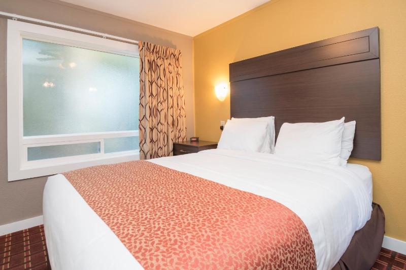 Capitol Hill Motel - image 17