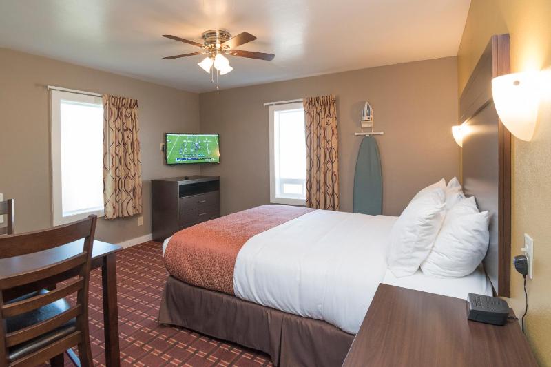 Capitol Hill Motel - image 41