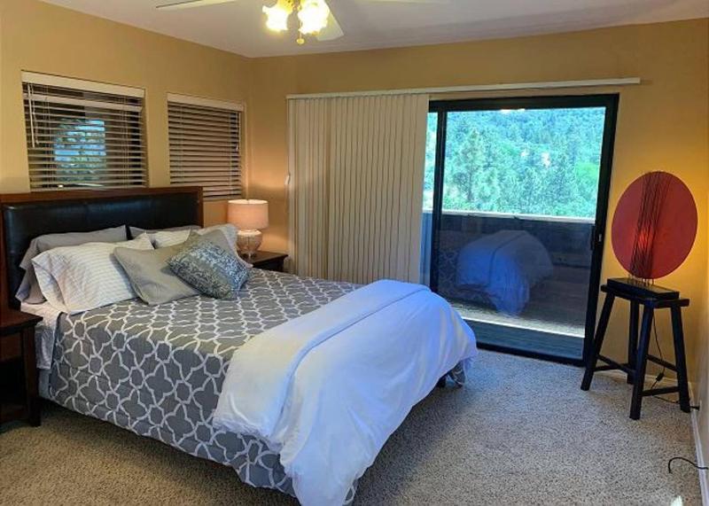 Three-Bedroom House image 3