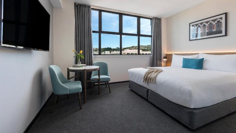 Oaks Wellington Hotel - image 26