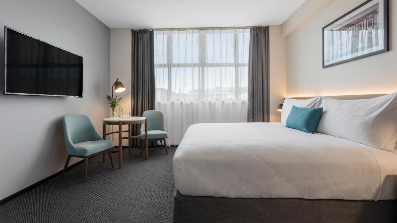 Oaks Wellington Hotel - image 35