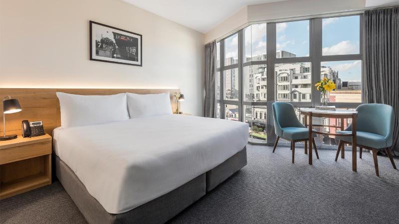 Oaks Wellington Hotel - image 1