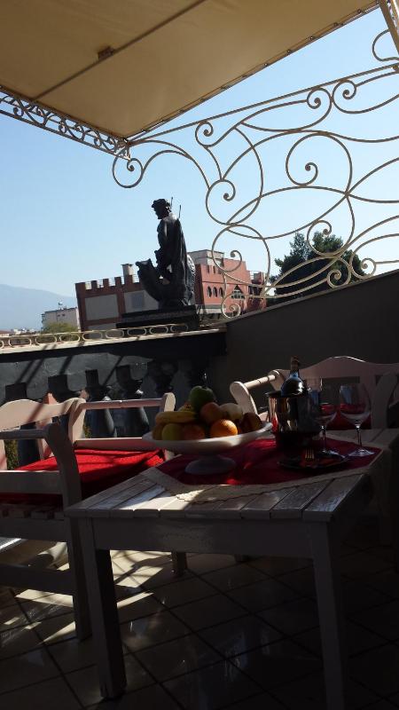 Double Room with Balcony image 3