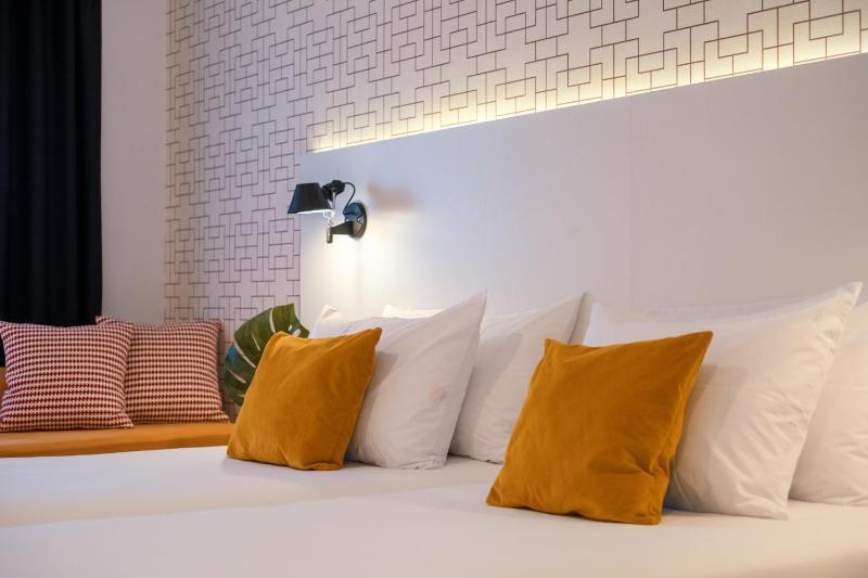Superior Double Room image 2