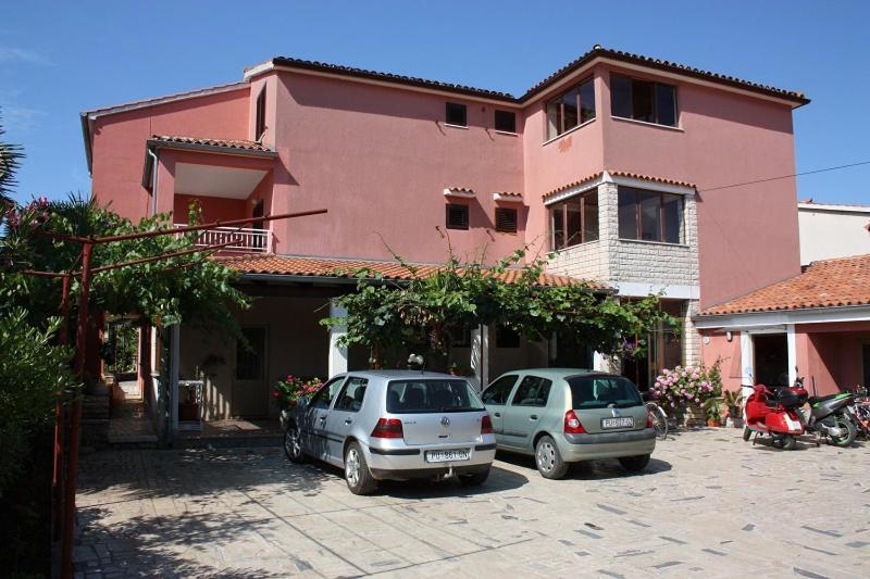 Apartments Rovinj 616 - image 19