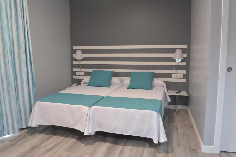 Apartamentos RF Bambi Adults Only - image 25