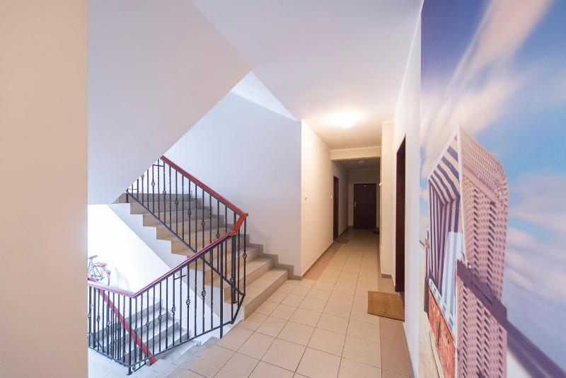 Apartament Alicante Górny Sopot by Noclegi Renters - image 4