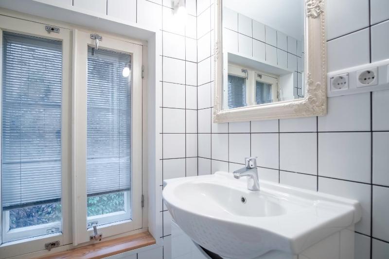 Two-Bedroom Apartment image 3