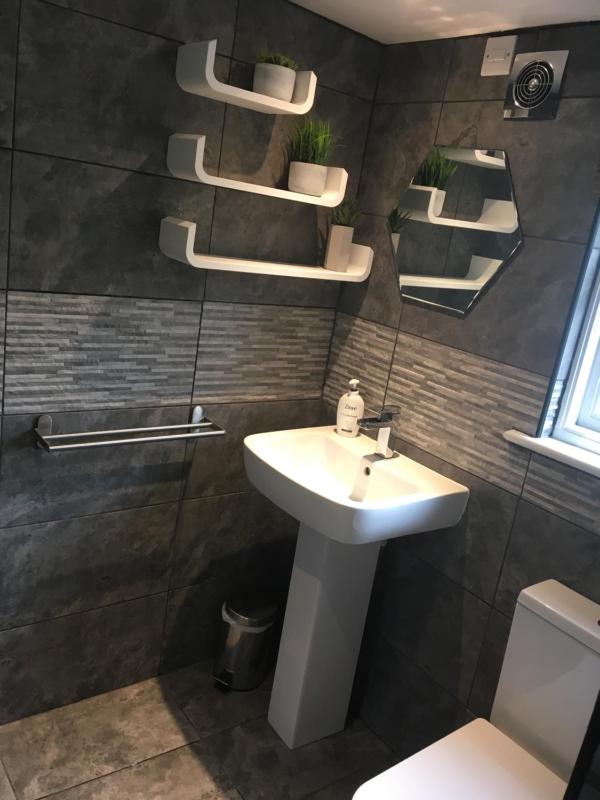 Deluxe Double Room with Shower image 3