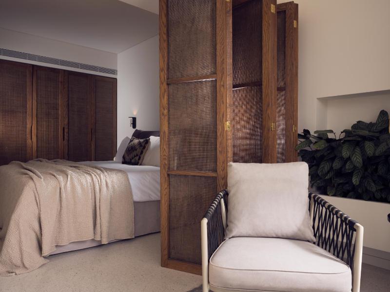 Junior Suite with Private Pool image 4